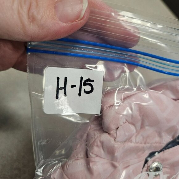 Tommy Hilfiger Baby Girl Puffer‎ Vest 12M Pink Quilted Heart Stripe Zipper Snap - Picture 8 of 8